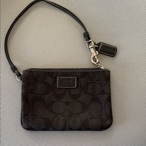 Coach Leatherware Signature Black Wristlet w Hangtag (Limited Edition)